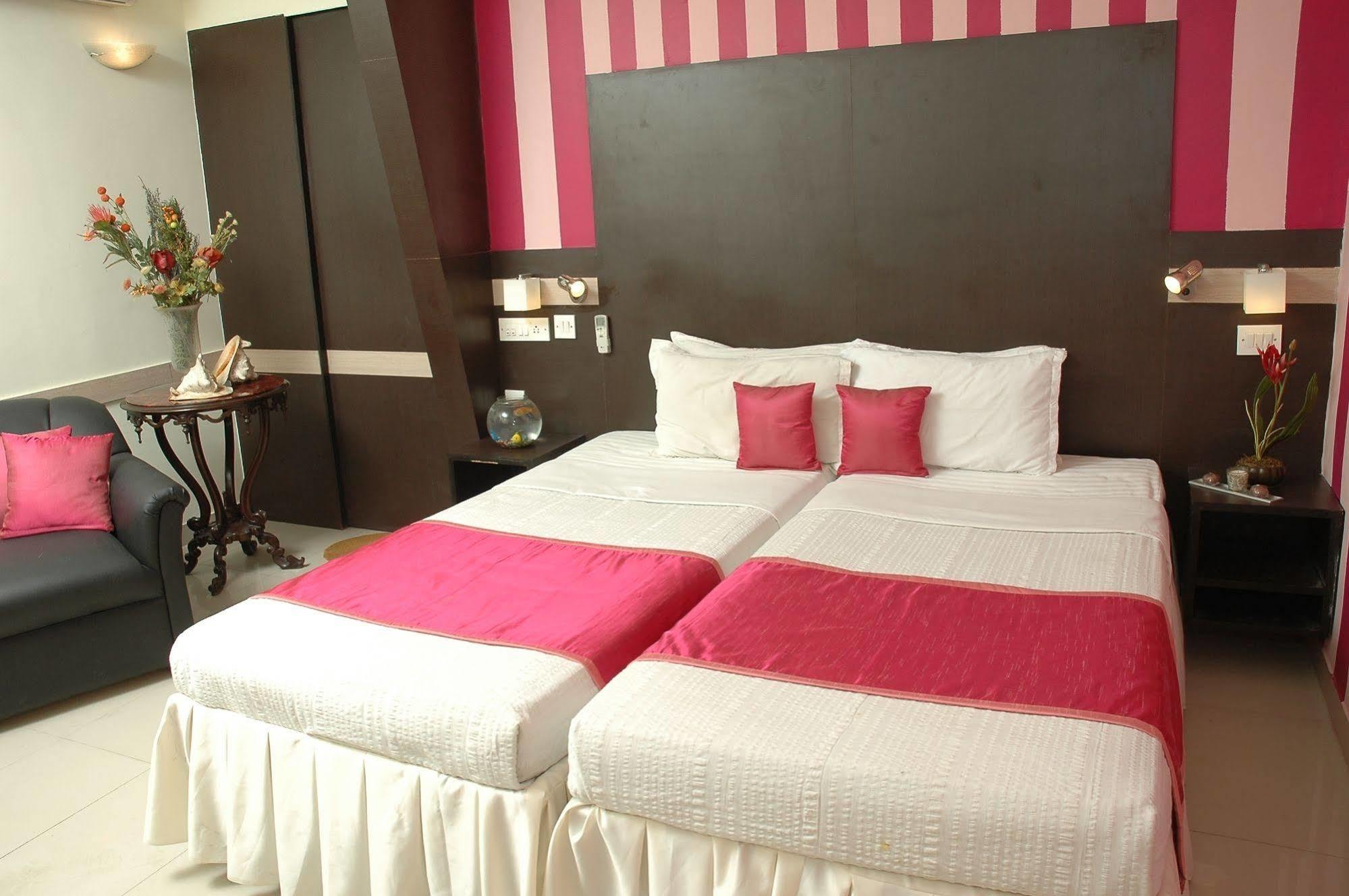 Istay Hotels Infantry Road Bengalúr Exteriér fotografie