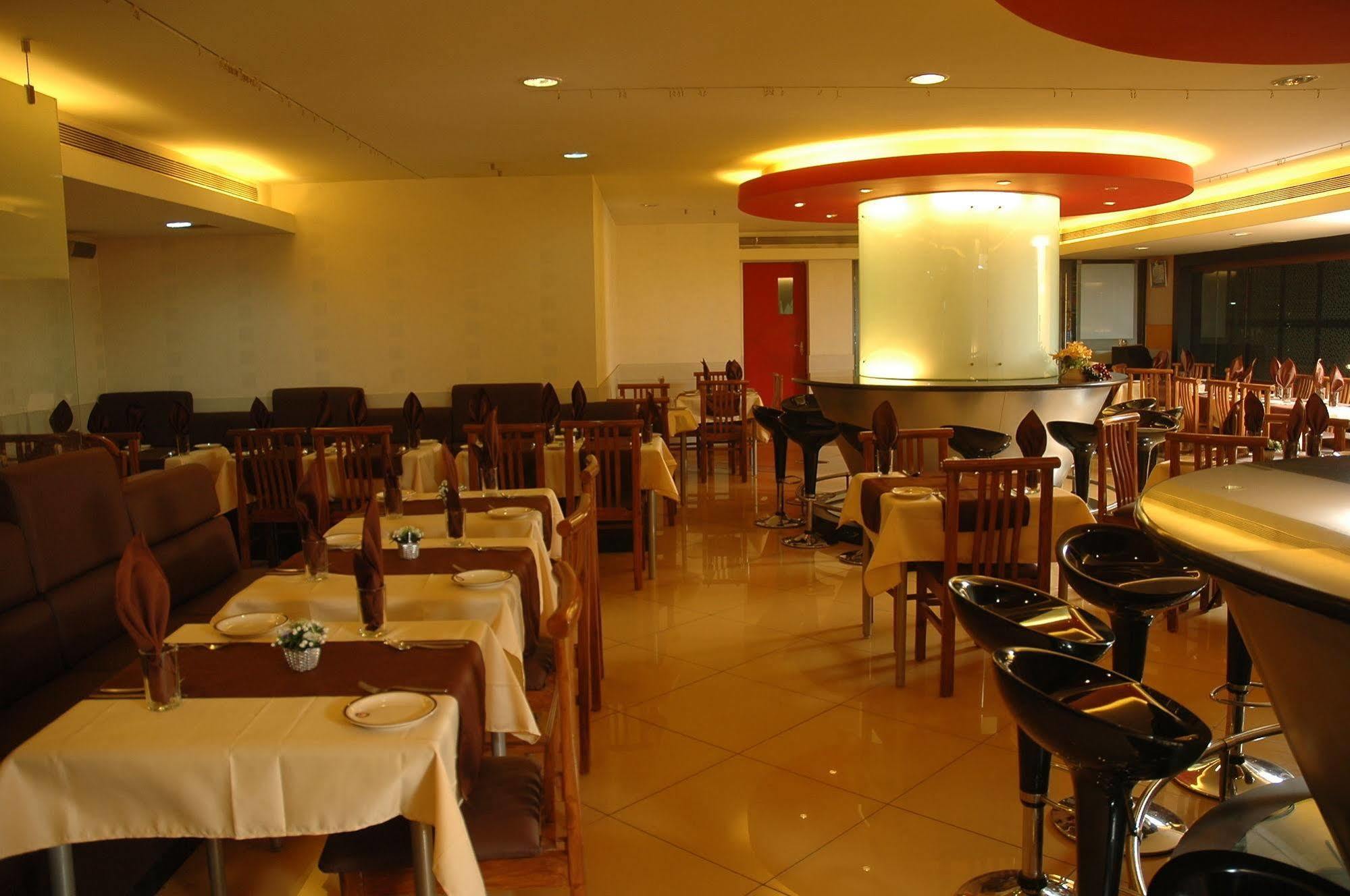 Istay Hotels Infantry Road Bengalúr Exteriér fotografie